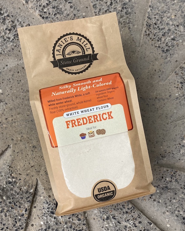 Organic Silky Smooth Pastry Flour – Janie's Mill